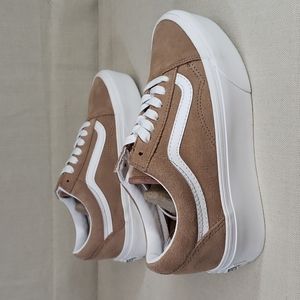 VANS OLD SKOOL STACKFORM WOMENS PLATFORM SNEAKERS FFPM-02-019
